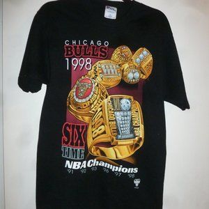 1998 CHI BULLS 6 time champion t-shirt Chicago Vintage Michael Jordan Sz M